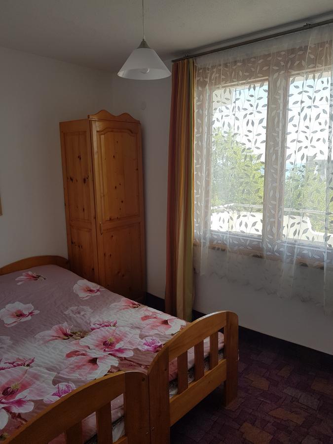 Guest Rooms Radost Balchik Esterno foto